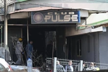 Phía bên ngoài hộp đêm Club Pulse ở Kocani, cách thủ đô Skopje của Bắc Macedonia khoảng 100km về phía đông. Ảnh: Tân Hoa Xã