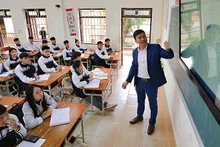 Giờ ôn tập, củng cố kiến thức chuẩn bị cho học sinh Trường THPT Minh Quang (Ba Vì, Hà Nội) thi tốt nghiệp.