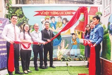 Quận Đoàn Hoàn Kiếm khánh thành công trình tranh tường bích họa tại khu vực số 39 phố Hàng Mành.