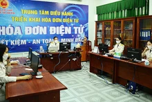 Trung tâm điều hành triển khai hóa đơn điện tử tại Tổng cục Thuế.