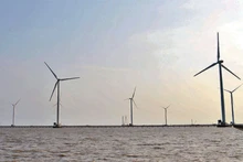 Công trình điện gió ngoài khơi ở Bạc Liêu.