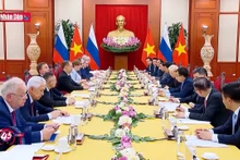 Tổng Bí thư hội đàm với Chủ tịch Đảng Nước Nga Thống nhất Dmitry Medvedev