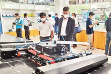 Trưng bày các sản phẩm khoa học-công nghệ tại Vườn ươm khu Công nghệ cao Thành phố Hồ Chí Minh.