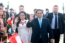 [Ảnh] Thủ tướng Phạm Minh Chính và Phu nhân kết thúc chuyến thăm chính thức Ba Lan