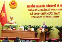 Tại kỳ họp thứ 17, Hội đồng nhân dân thành phố Hà Nội đã có phiên chất vấn về công tác đào tạo nghề và giải quyết làm.