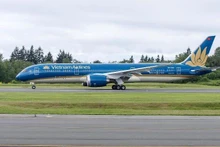 Chuyến bay của Vietnam Airlines quay đầu cấp cứu em bé người Nhật 