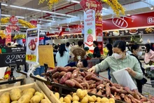 Tổng mức bán lẻ hàng hóa và doanh thu dịch vụ năm 2024 trên địa bàn Hà Nội ước đạt 853,3 nghìn tỷ đồng, tăng 10,8% so với năm 2023.