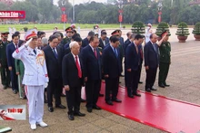 Lãnh đạo Đảng, Nhà nước vào Lăng viếng Chủ tịch Hồ Chí Minh