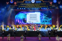 Quang cảnh lễ hội.