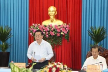 Đồng chí Nguyễn Trọng Nghĩa phát biểu tại buổi làm việc.