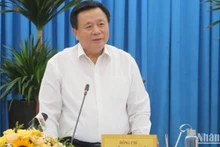 Đồng chí Nguyễn Xuân Thắng phát biểu tại hội nghị.