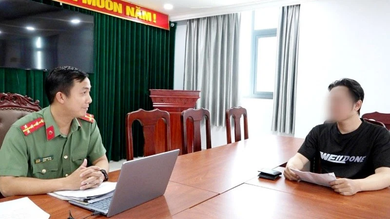 Đối tượng L.V.L làm việc tại cơ quan Công an.