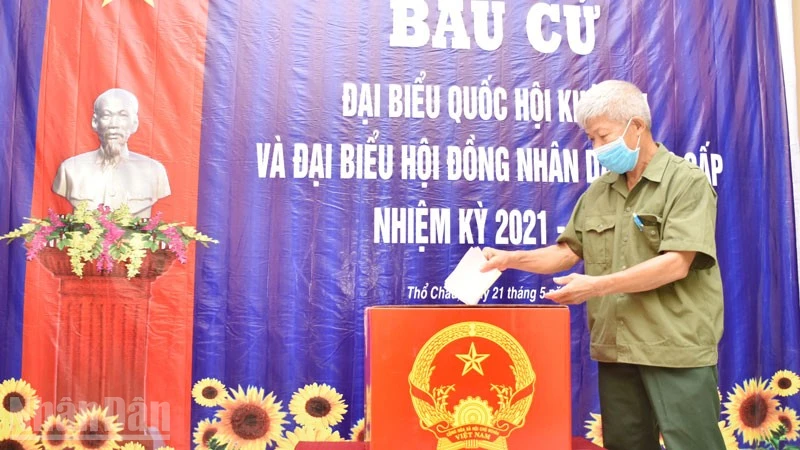 Cử tri trên địa bàn xã đảo Thổ Châu (nay là đặc khu Thổ Châu) bầu đại biểu Quốc hội khóa XV và đại biểu Hội đồng nhân dân các cấp nhiệm kỳ 2021-2026, ngày 21/5/2021.