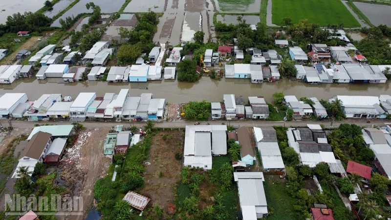 Dự án xây cầu Cạnh Đền nhìn từ trên cao. 