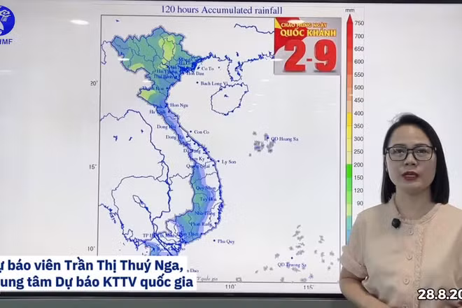 Dự báo viên Trần Thị Thúy Nga, Phòng Dự báo thời tiết, Trung tâm Dự báo khí tượng thủy văn quốc gia thông tin về tình hình thời tiết dịp 2/9.
