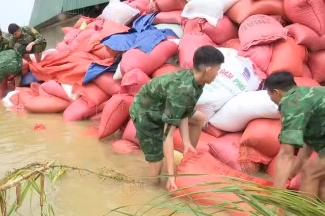 Phó Thủ tướng Hồ Quốc Dũng ký Công điện số 57/CĐ-TTg yêu cầu chủ động ứng phó áp thấp nhiệt đới, khắc phục nhanh hậu quả mưa lũ. (Ảnh: Nhandan.vn)