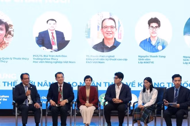 Các đại biểu tham gia thảo luận tại “Diễn đàn Thanh niên hành động chống lại tình trạng kháng thuốc”.