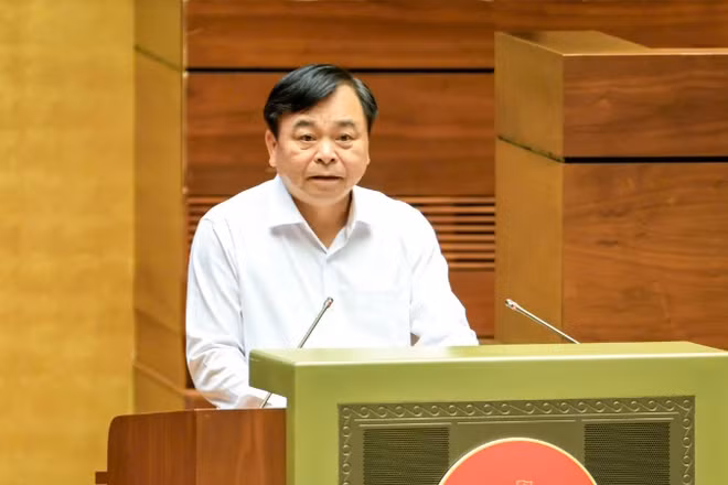 Thứ trưởng Nông nghiệp và Môi trường Nguyễn Hoàng Hiệp cho biết đến nay bộ này đã cơ bản hoàn thành việc rà soát, hoàn thiện hệ thống văn bản quy phạm pháp luật phục vụ mô hình mới. (Ảnh: KHƯƠNG TRUNG)