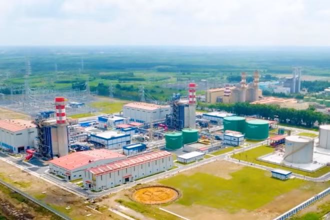 Lan tỏa dòng điện xanh thắp sáng giấc mơ Việt Nam hùng cường.