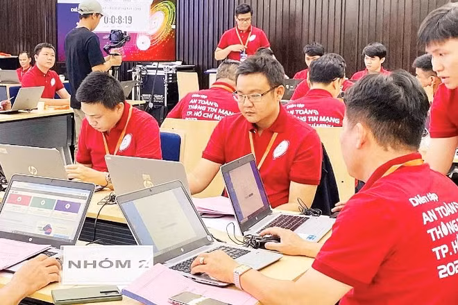 Thành phố Hồ Chí Minh tập huấn bảo đảm an toàn, an ninh mạng.