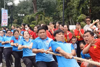 Với tinh thần “Khỏe để xây dựng và bảo vệ Tổ quốc”