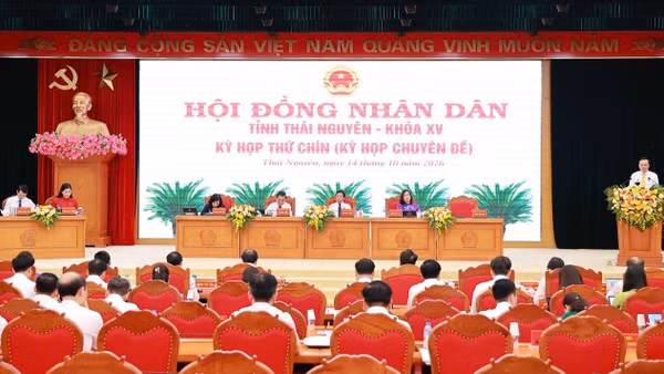 Hội đồng nhân dân tỉnh Thái Nguyên khóa XV thông qua 8 Nghị quyết tại kỳ họp lần thứ 9. (Ảnh: Ủy ban nhân dân tỉnh Thái Nguyên)