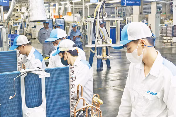 Một phân xưởng sản xuất ở Công ty cổ phần Daikin Air Conditioning Việt Nam, chi nhánh tỉnh Bắc Ninh. (Ảnh: nhandan.vn)