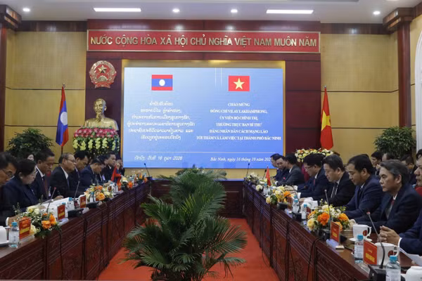 Quang cảnh buổi làm việc. (Ảnh: TT)