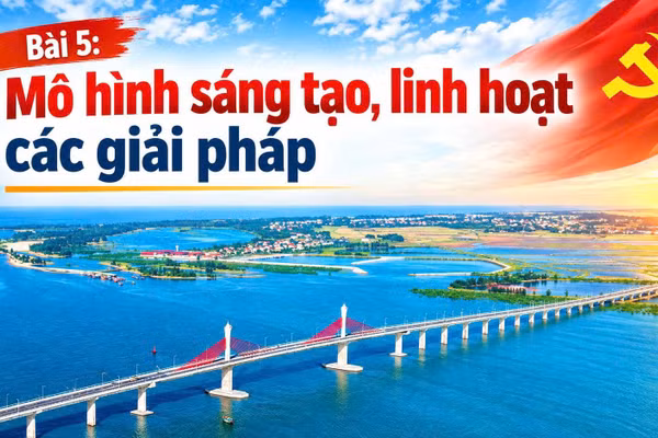 Điểm cuối của tuyến đường bộ ven biển từ Nghi Sơn, Thanh Hóa đến Cửa Lò, Nghệ An giao với cầu Cửa Hội bắc qua sông Lam và đường ven biển Hà Tĩnh.