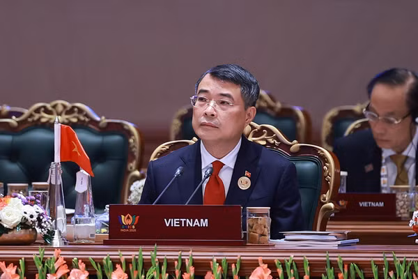 BRICS 2026: Thủ tướng dự và phát biểu tại phiên họp về “Tự cường, đổi mới sáng tạo, hợp tác và phát triển bền vững”