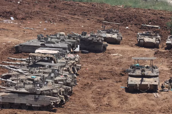 Binh sĩ Israel được triển khai gần biên giới với Liban. (Ảnh: THX/TTXVN phát)