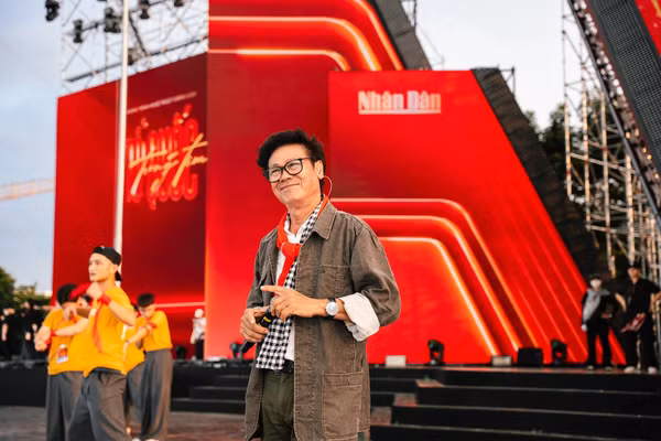 Nghệ sĩ Cao Minh tại buổi tổng duyệt 22/8. Ảnh: BTC.