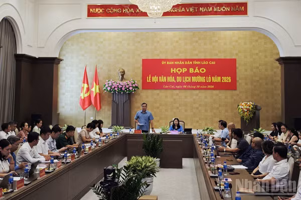 Buổi họp báo chiều ngày 6/10 công bố Lễ hội Văn hóa, Du lịch Mường Lò năm 2026.