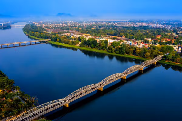 Vẻ đẹp “dịu dàng pha lẫn trầm tư” của thành phố Huế. Nguồn: Sở Du lịch TP Huế