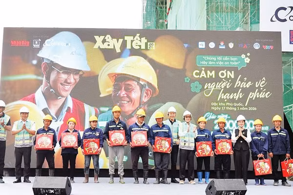 Đến hẹn, “Xây Tết” lại đến với người lao động, góp phần giúp họ gắn bó với nghề, đóng góp tích cực vào công cuộc xây dựng và phát triển đất nước.
