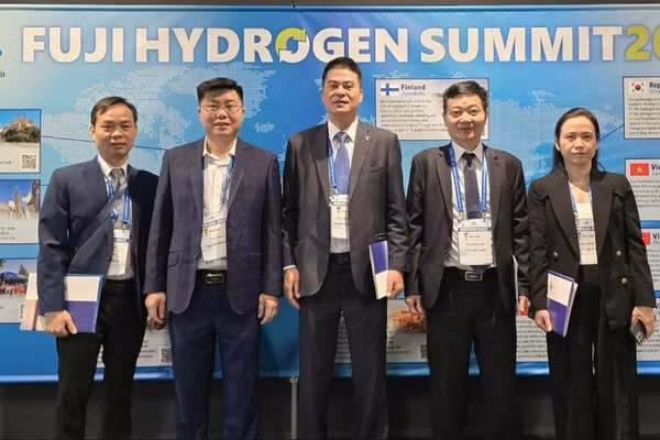 Đoàn công tác thành phố Hà Nội tham dự Hội nghị Fuji Hydrogen Summit 2026. (Ảnh: NT)