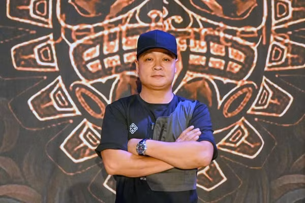 Đạo diễn Quốc Công.