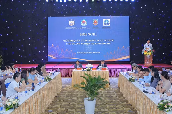 Quang cảnh hội nghị. (Ảnh: QUANG MINH)