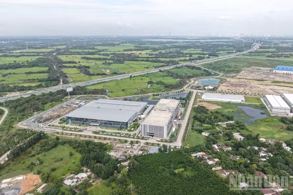 Dư địa khai thác nguồn lực đất đai ở thành phố Đồng Nai rất lớn, nhất là khi sân bay Long Thành và hệ thống giao thông kết nối chiến lược vận hành đồng bộ, liên hoàn.