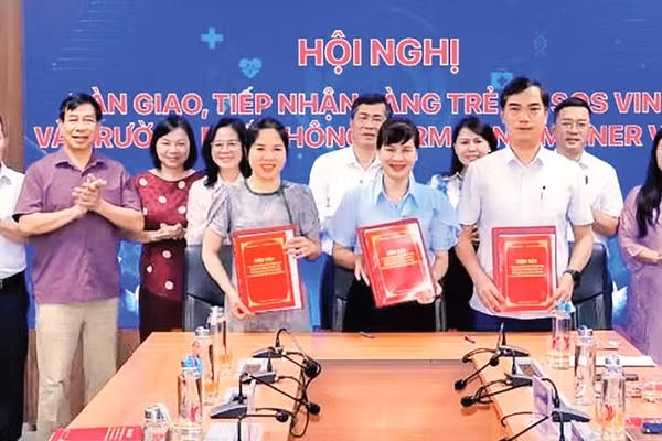 Trường phổ thông Hermann Gmeiner Vinh được tỉnh Nghệ An giao Sở Giáo dục và Đào tạo trực tiếp điều hành (Ảnh THÀNH CHUNG)