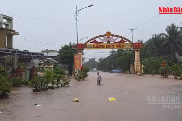 [Video] Hàng trăm xã, phường miền trung nguy cơ cao xảy ra lũ quét, sạt lở đất