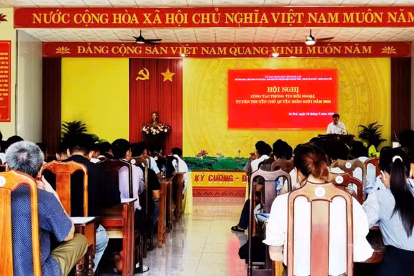 Quang cảnh hội nghị. (Ảnh: NGỌC LÂN)