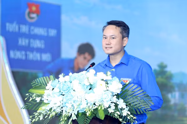 Anh Nguyễn Kim Quy, Bí thư Trung ương Đoàn, Chủ tịch Trung ương Hội Liên hiệp Thanh niên Việt Nam phát biểu tại chương trình. (Ảnh: CTV)