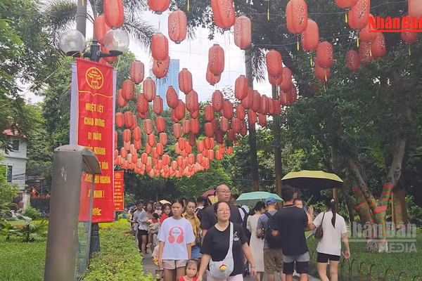 [Video] Thời tiết hôm nay (1/9): Miền Bắc nắng nóng, Trung Bộ mưa to