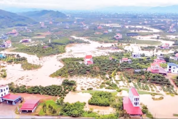 Lũ từ thượng nguồn gây ngập trên diện rộng ở Bắc Ninh.