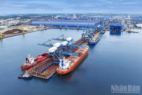 Di sản tinh thần, nhân cách và tư tưởng của cụ Huỳnh là nguồn động lực lớn lao, khơi dậy khát vọng trong cán bộ, đảng viên và Nhân dân Quảng Ngãi vươn lên xây dựng quê hương giàu mạnh.