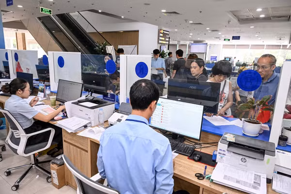 Chuyển đổi số chỉ thành công khi người dân cảm nhận được nền hành chính đơn giản hơn, minh bạch hơn và phục vụ tốt hơn. Ảnh: Thành Đạt 
