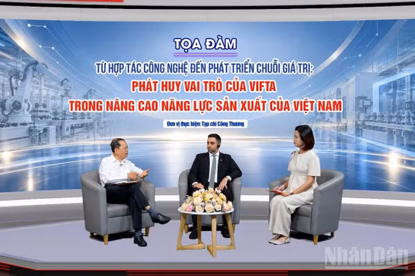 Tọa đàm Từ hợp tác công nghệ đến phát triển chuỗi giá trị: Phát huy vai trò của VIFTA trong nâng cao năng lực sản xuất của Việt Nam. (Ảnh: AN NGUYÊN)
