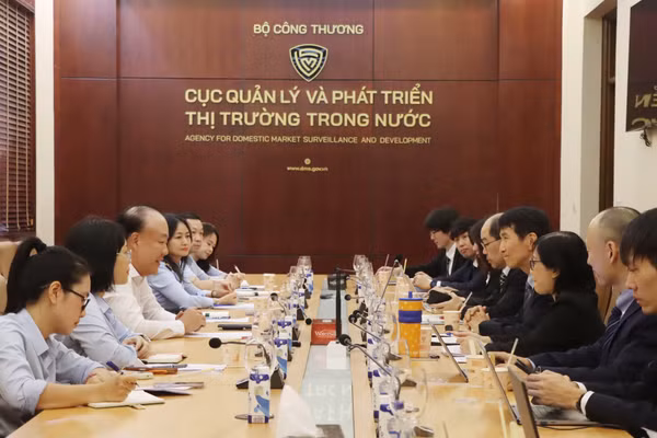 Cục Quản lý và Phát triển thị trường trong nước (Bộ Công thương) đã có buổi làm việc song phương với Cơ quan Sáng chế Nhật Bản (JPO).