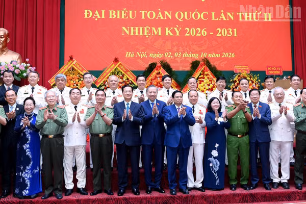 Tổng Bí thư, Chủ tịch nước Tô Lâm, các đồng chí lãnh đạo, nguyên lãnh đạo Đảng, Nhà nước và các đại biểu dự Đại hội đại biểu toàn quốc Hội Cựu Công an nhân dân Việt Nam lần thứ II, nhiệm kỳ 2026-2031. (Ảnh: ĐĂNG KHOA)